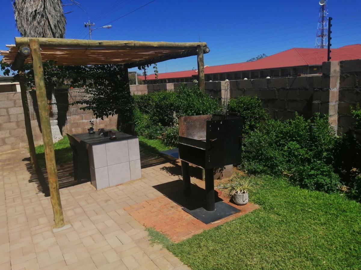 מלון Keetmanshoop Self-Catering מראה חיצוני תמונה