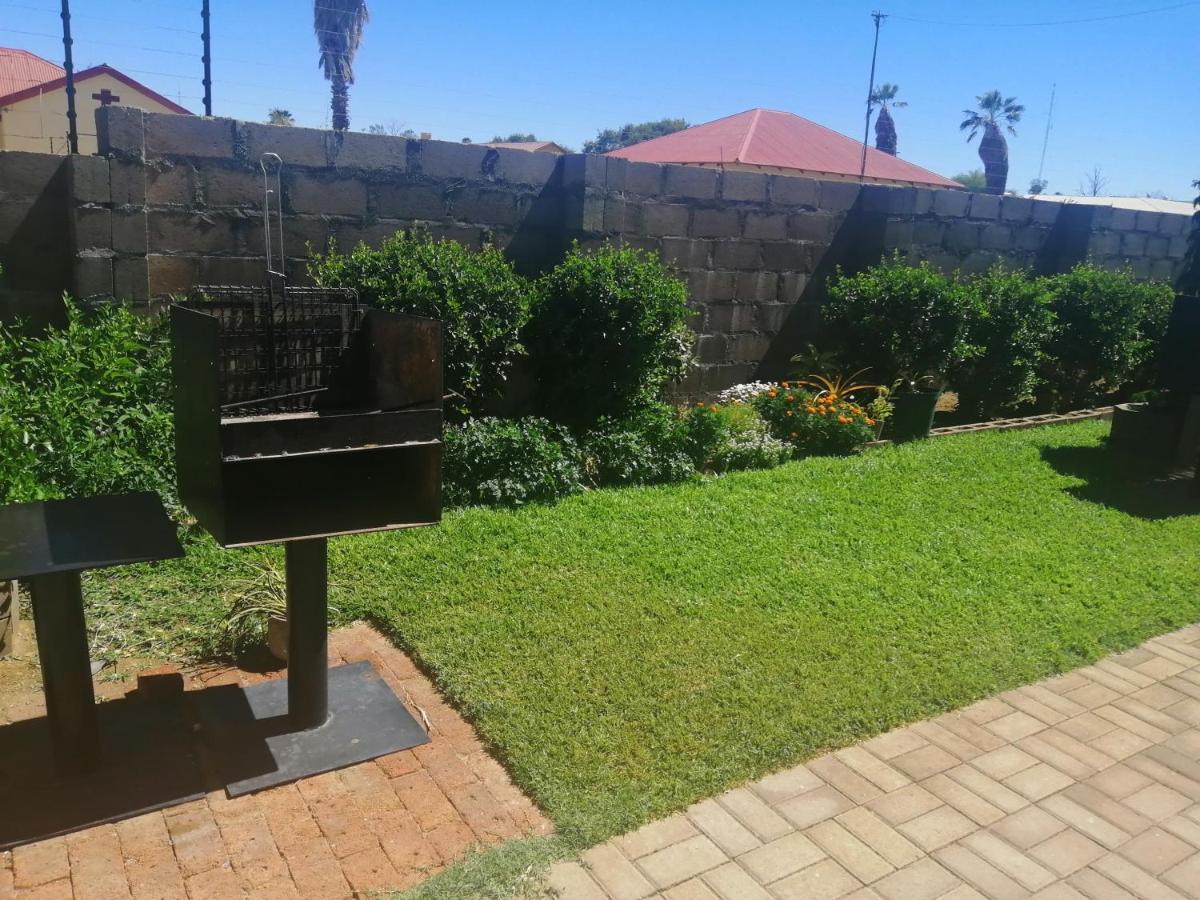מלון Keetmanshoop Self-Catering מראה חיצוני תמונה